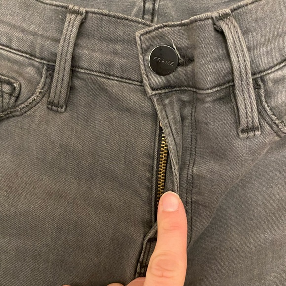FRAME Le Skinny De Jeanne Satine Rips in Grey Shred Size 28 | 50% Modal - Picture 5 of 12